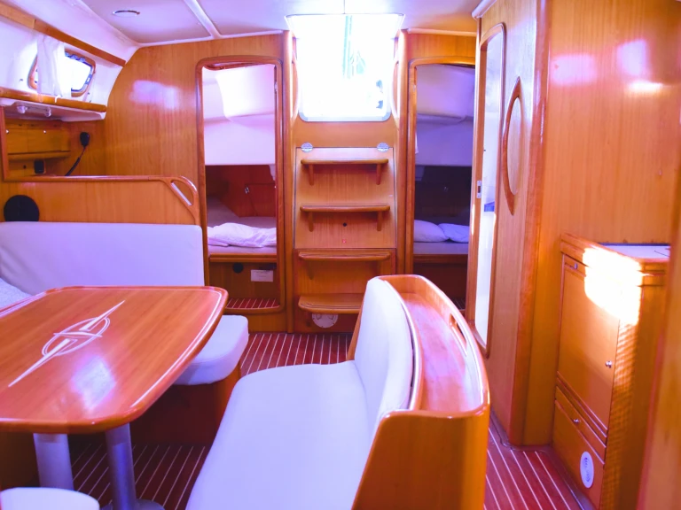 Verhuur Zeilboot Bavaria met vaarbewijs