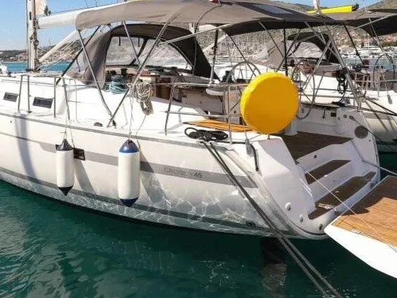 Bootverhuur Bavaria Cruiser 45 in Punat via SamBoat
