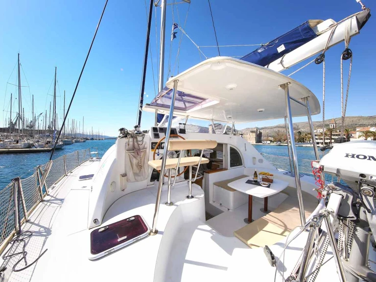 Huur een Lagoon Lagoon 380 S2 in Zadar