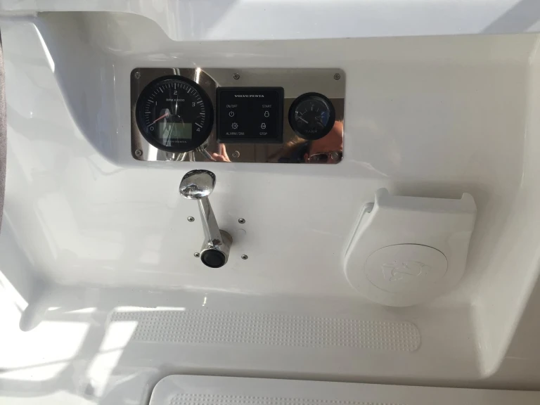 Verhuur Zeilboot Bavaria met vaarbewijs