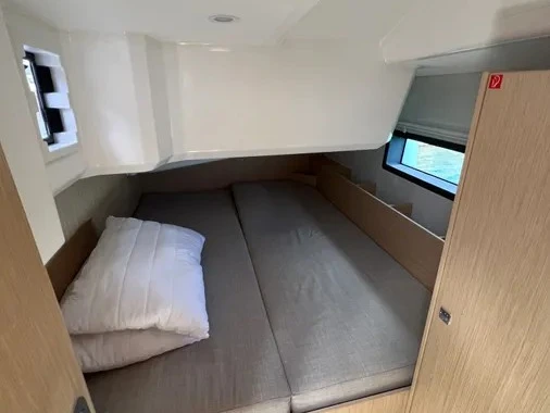 Bootverhuur Biograd na Moru goedkoop Bavaria C38