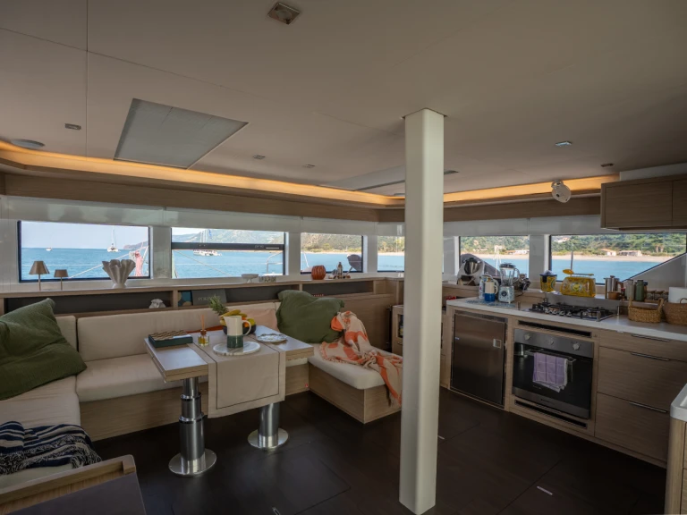 Huur een Lagoon Lagoon 55 in Castellammare del Golfo