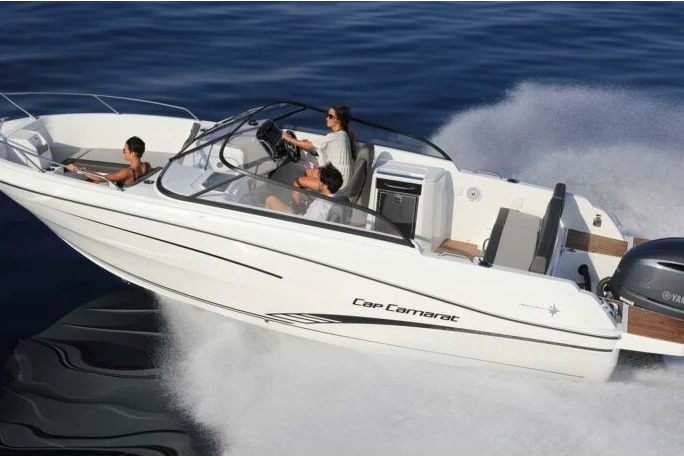 Verhuur Motorboot Jeanneau met vaarbewijs