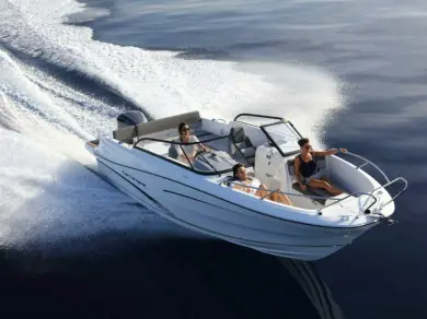 Motorboot te huur in Sciez voor de beste prijs