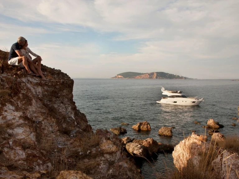 Bootverhuur Podstrana goedkoop Virtess 420 Fly