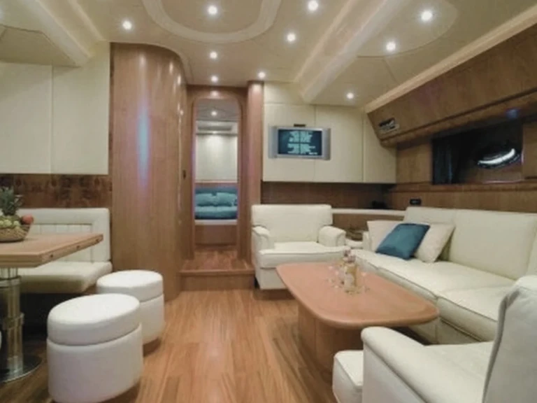 Rizzardi 73 te huur van particulier of professional in Saint-Tropez