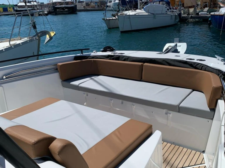 Bootverhuur Saint-Raphaël goedkoop Flyer 9