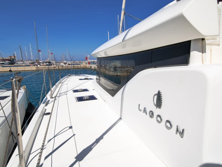 Catamaran te huur in Rhodes (City) voor de beste prijs