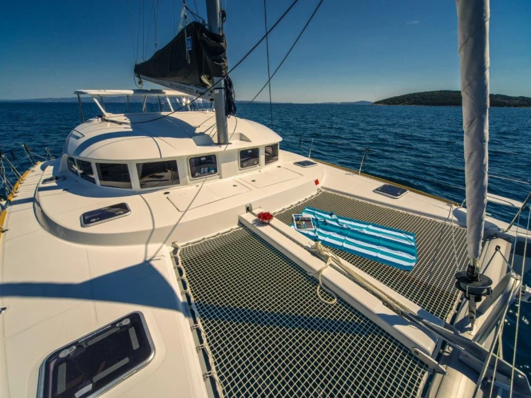 Verhuur Catamaran in Biograd na Moru - Lagoon Lagoon 380