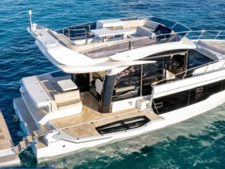 Galeon Galeon 420 Fly te huur van particulier of professional in Mandelieu-la-Napoule