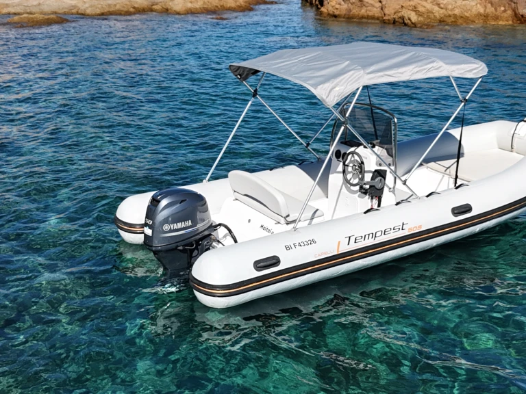 Verhuur RIB in Galéria - Capelli Tempest 505 Easy