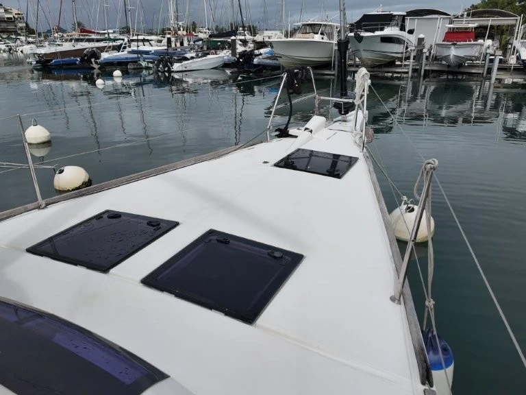 Bootverhuur La Seyne-sur-Mer goedkoop Dufour 520 Grand Large