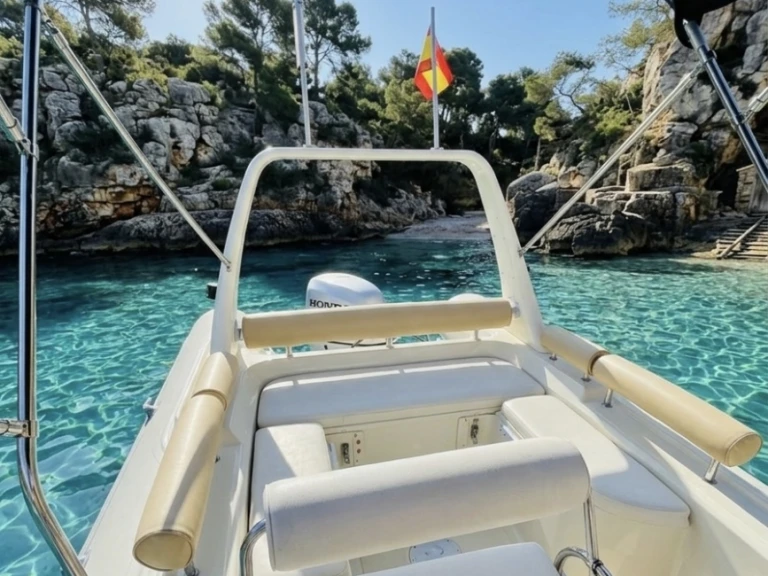 Huur een Astec vdpro600 in Cala d'Or