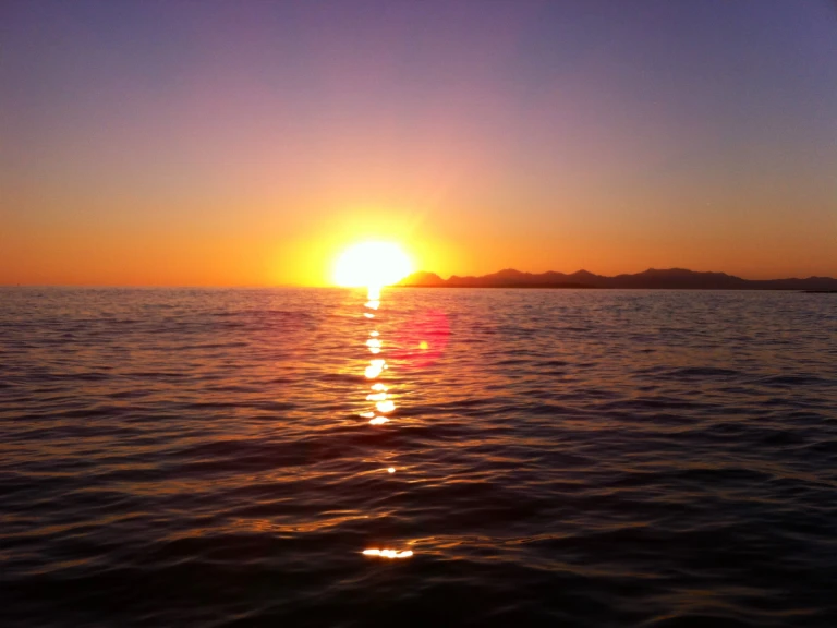 Huur Motorboot met of zonder schipper Jeanneau in Antibes