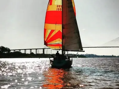 Verhuur Zeilboot Custom Made met vaarbewijs