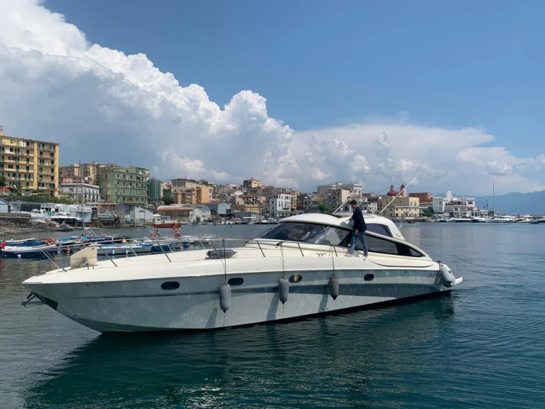 Motorboot te huur in Castellammare di Stabia voor de beste prijs