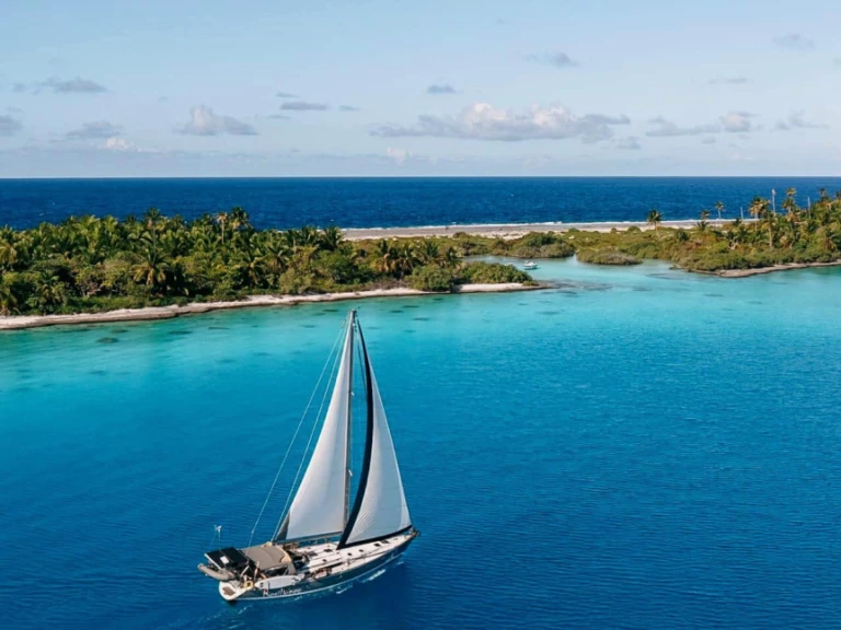 Bootverhuur Jeanneau Sun Odyssey 45.2 in Port Denarau Marina via SamBoat