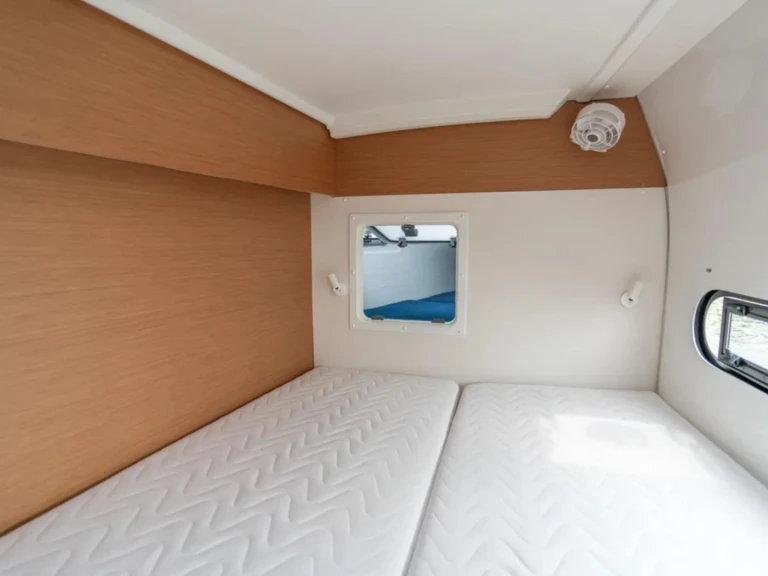 Verhuur Catamaran in Marseille - Bénéteau Excess 11