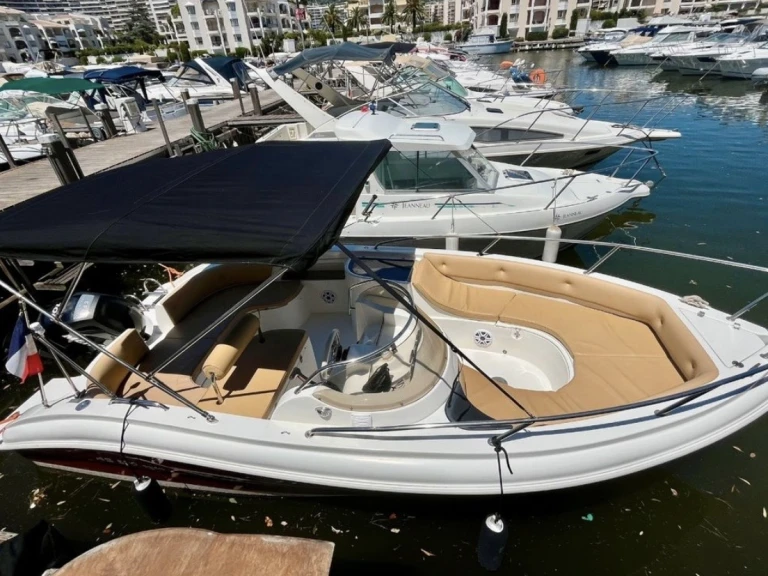 Huur Motorboot met of zonder schipper Cantiere Nautico Trimarchi in Carnon-Plage