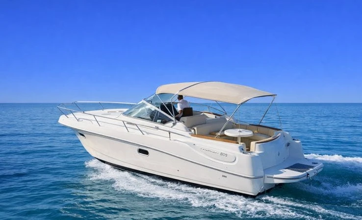 Huur een Jeanneau Leader 805 in Mandelieu-la-Napoule