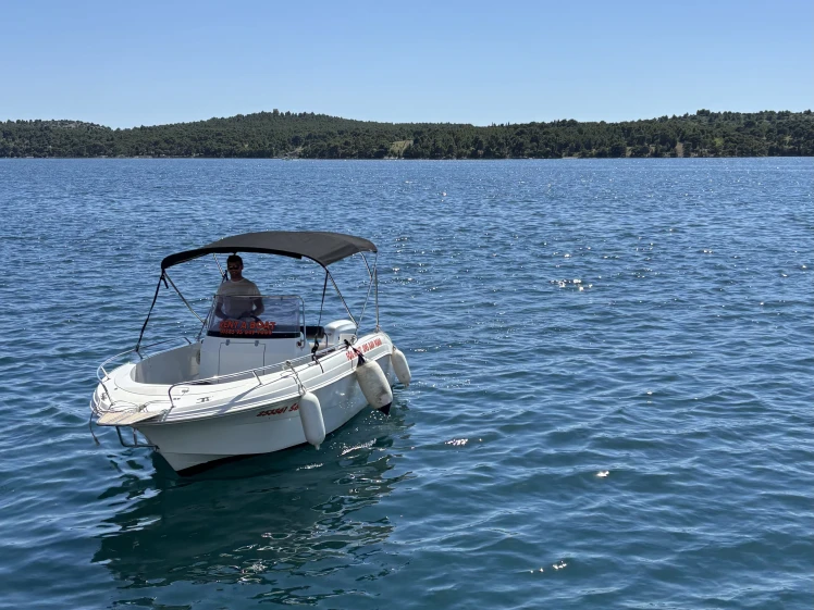 Verhuur Motorboot Atlantic met vaarbewijs