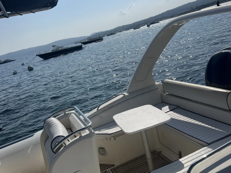 Bootverhuur Nuova Jolly King 750 in Saint-Tropez via SamBoat