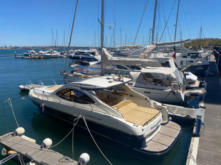 PRIMATIST By Bruno Abbate G41 Aerotopo. te huur van particulier of professional in Lissabon