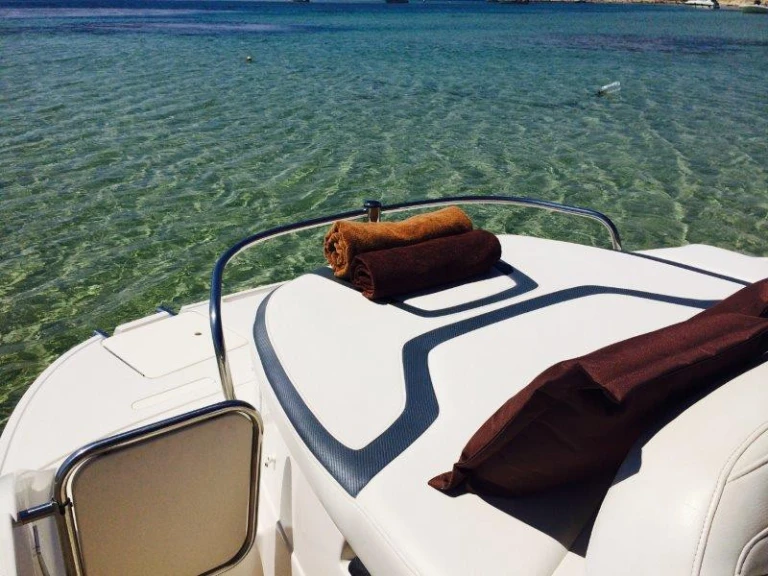 Bootverhuur Monterey Monterey 278 in Ibiza Town via SamBoat