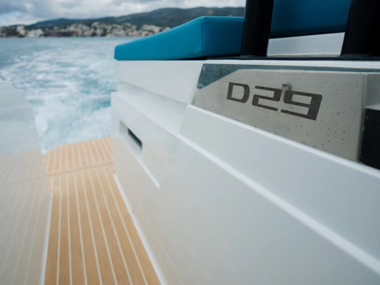 De Antonio D29 te huur van particulier of professional in Marina Botafoch