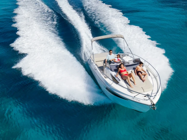 Bootverhuur Cranchi Endurance 30 in Marina Botafoch via SamBoat