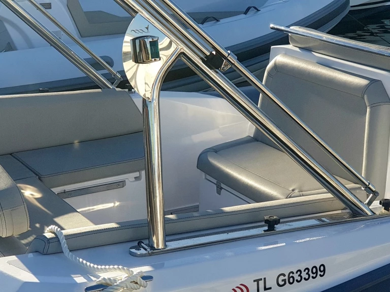 Verhuur RIB Zodiac met vaarbewijs