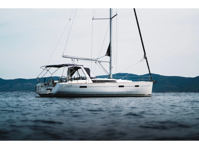 Bootverhuur Bénéteau Oceanis 45 in Cagliari via SamBoat