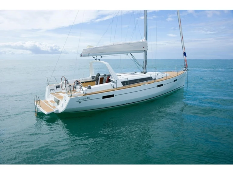 Huur Zeilboot met of zonder schipper Bénéteau in Cagliari