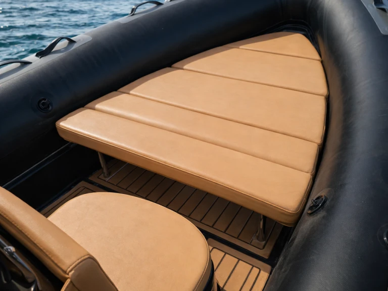 Verhuur RIB artboat met vaarbewijs