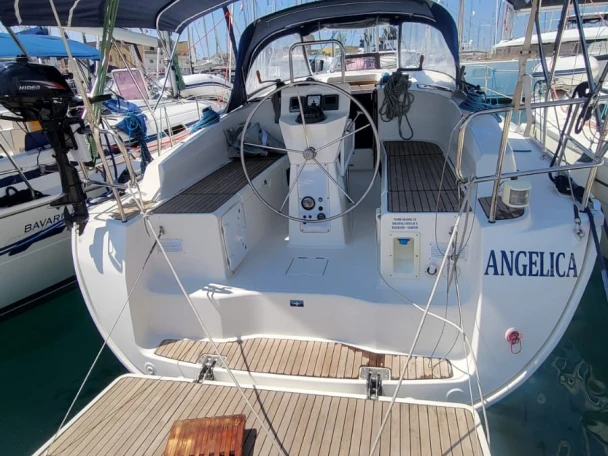 Bootverhuur Bavaria Cruiser 36 in Trogir via SamBoat
