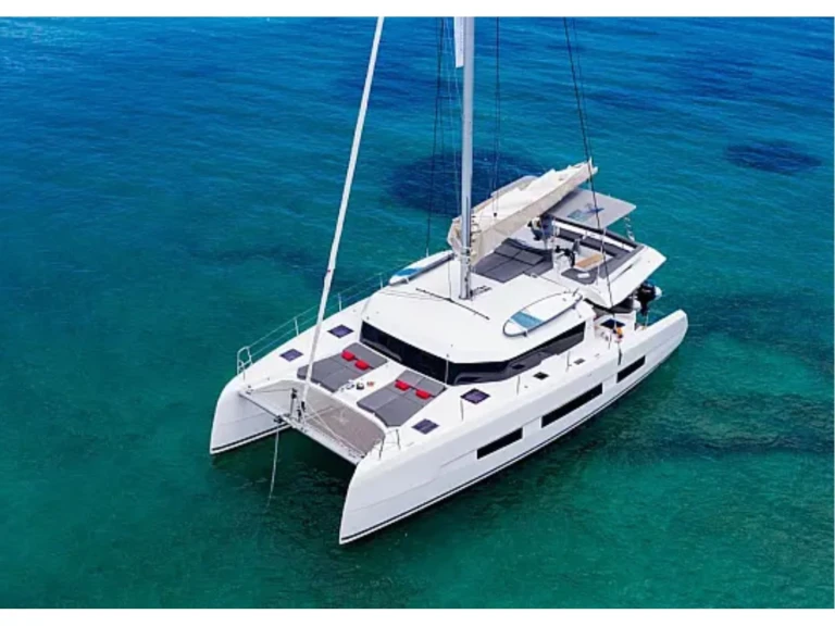 Dufour Dufour Catamarans 48 Sail te huur van particulier of professional in Capo d'Orlando