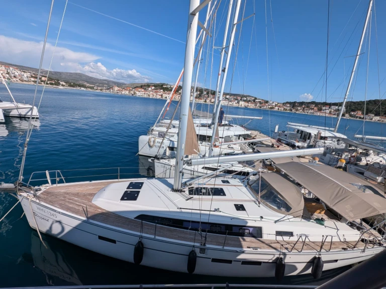 Zeilboot te huur in Rogoznica voor de beste prijs
