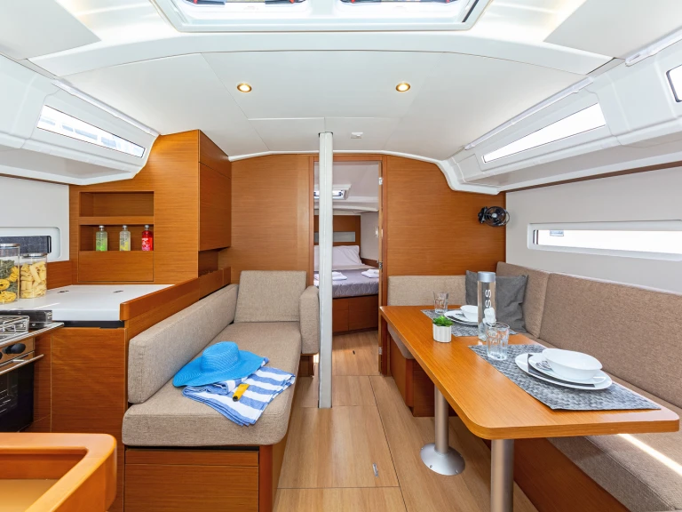 Verhuur Zeilboot in Álimos - Jeanneau Sun Odyssey 410