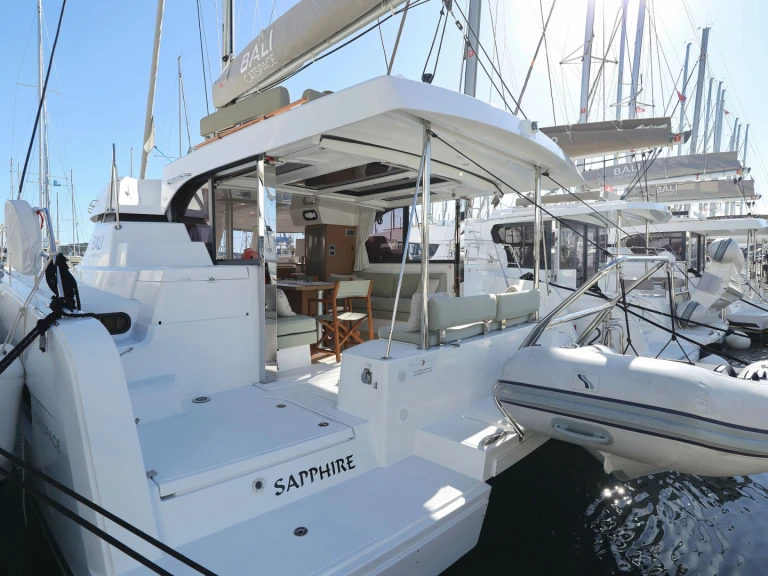 Bootverhuur Seget Donji goedkoop Bali Catspace Voile