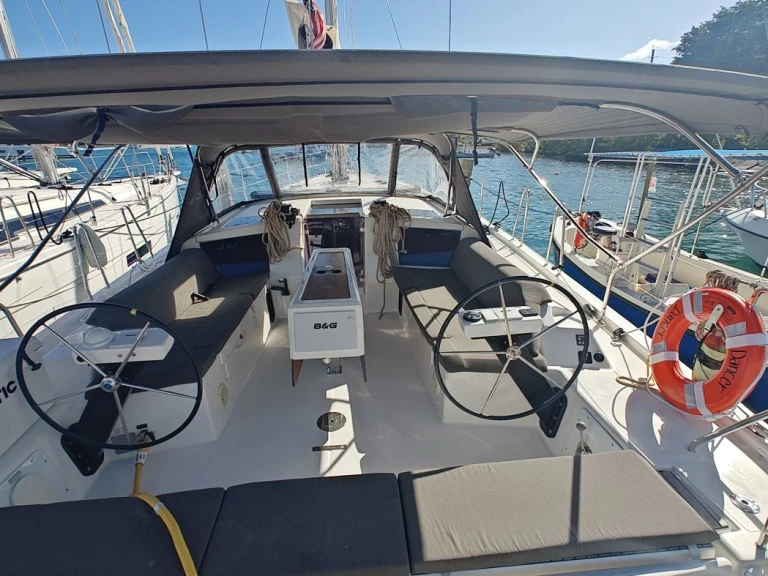 Bootverhuur Frenchtown goedkoop Dufour 430