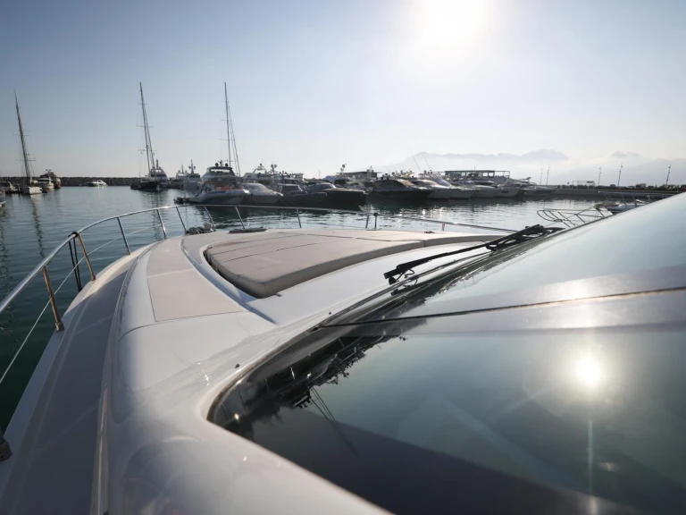 Bootverhuur Pershing Pershing 62 in Amalfi via SamBoat