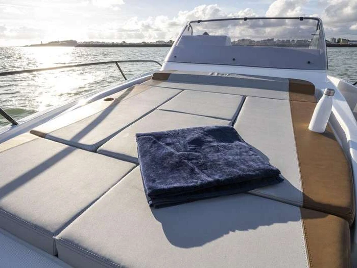 Jachthuur in Mahón - Bénéteau Flyer 9 Sundeck Elegance via SamBoat
