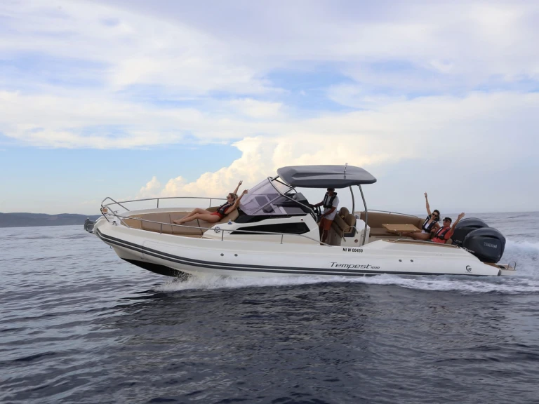 Jachthuur in Marine de Sant'Ambrogio - Capelli Tempest 1000 WA via SamBoat