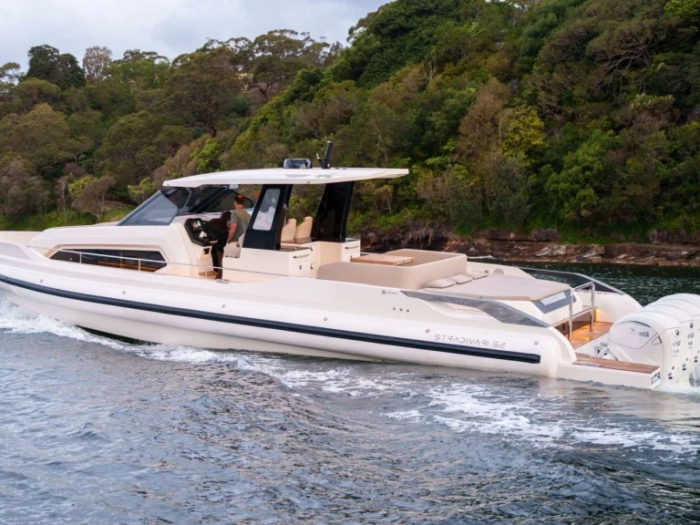 Bootverhuur Marine de Sant'Ambrogio goedkoop STRADIVARI 52