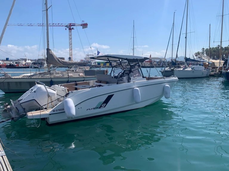 Verhuur Motorboot in Saint-Raphaël - Bénéteau Flyer 9