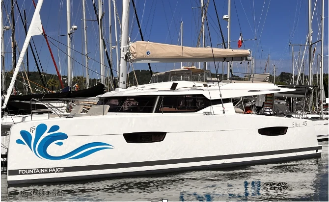 Verhuur Catamaran Fountaine Pajot met vaarbewijs
