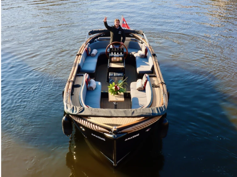 Bootverhuur SeaFury SeaFury800 in Amsterdam via SamBoat