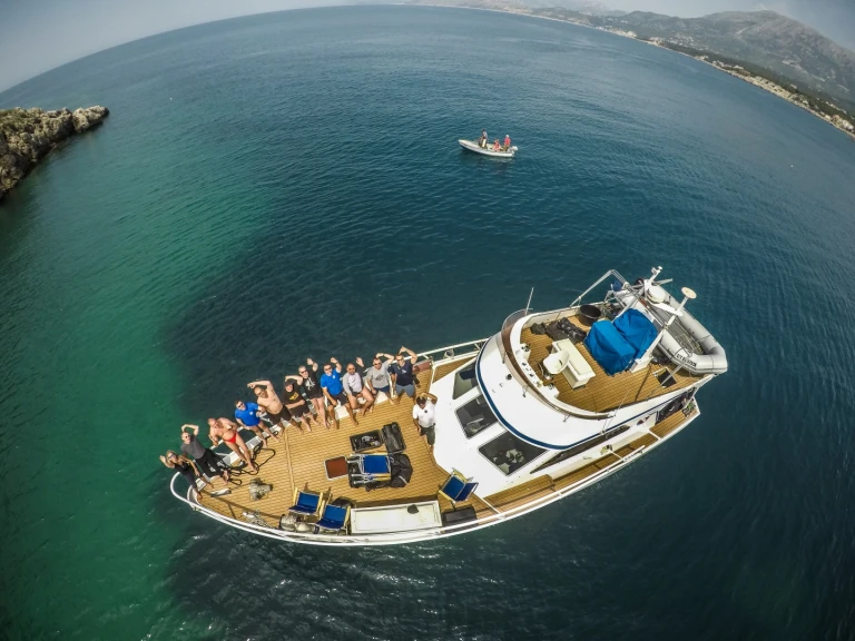 Motorboot te huur in Bar voor de beste prijs