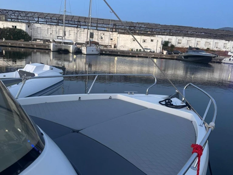 Verhuur Motorboot Saver met vaarbewijs