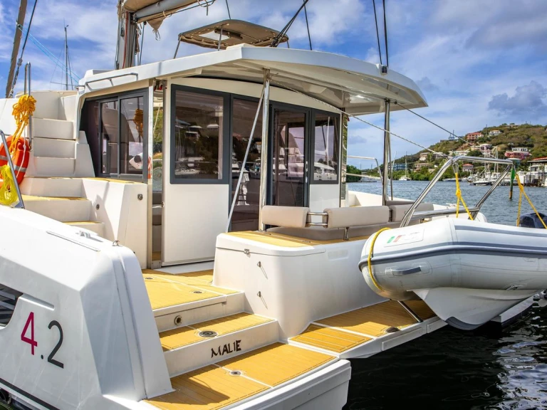 Verhuur Catamaran Bali met vaarbewijs